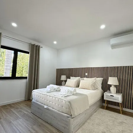 Apartment Beachside Bliss Refurbished Pool And