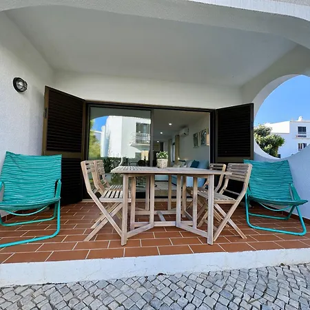 Apartment Beachside Bliss Refurbished Pool And