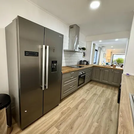 Beachside Bliss Refurbished Pool And