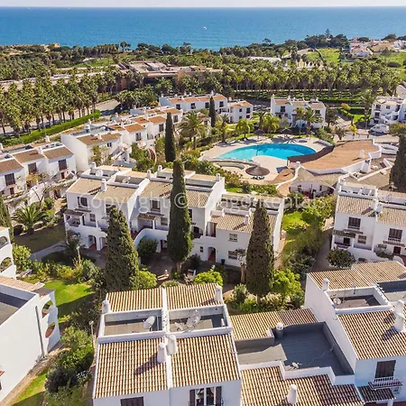 Apartment Beachside Bliss Refurbished Pool And