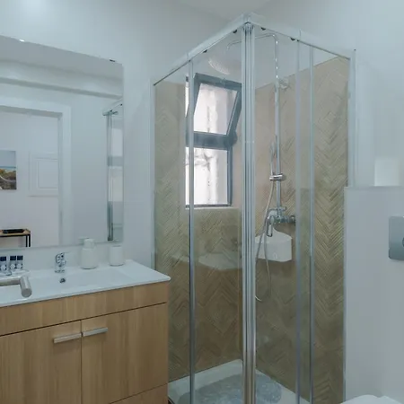 Beachside Bliss T2 With Pool & Access By Drago *