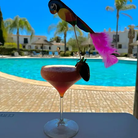 Beachside Bliss T2 With Pool & Access By Drago 阿尔布费拉