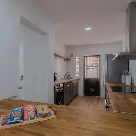 Beachside Bliss T2 With Pool & Access By Drago 阿尔布费拉