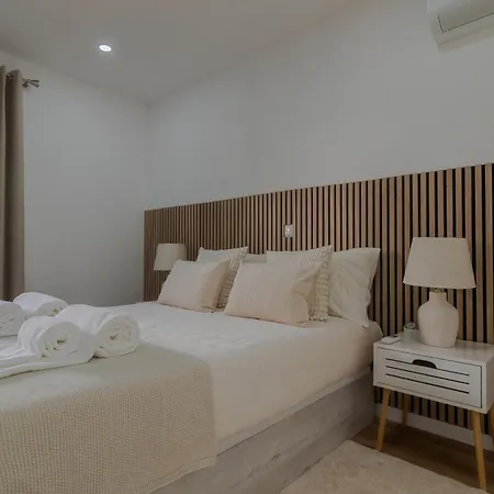 Beachside Bliss T2 With Pool & Access By Drago Apartman Albufeira