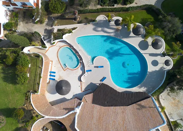 Beachside Bliss T2 With Pool & Access By Drago Apartamento Albufeira