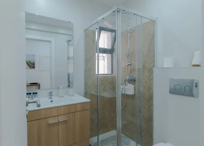 Beachside Bliss T2 With Pool & Access By Drago *