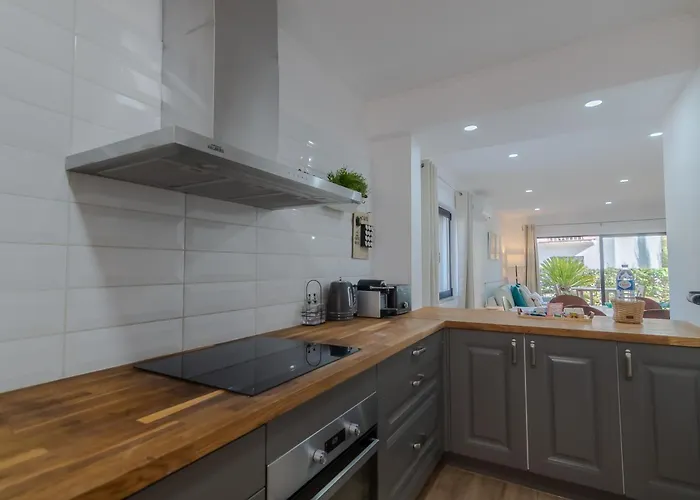 Beachside Bliss T2 With Pool & Access By Drago * Albufeira