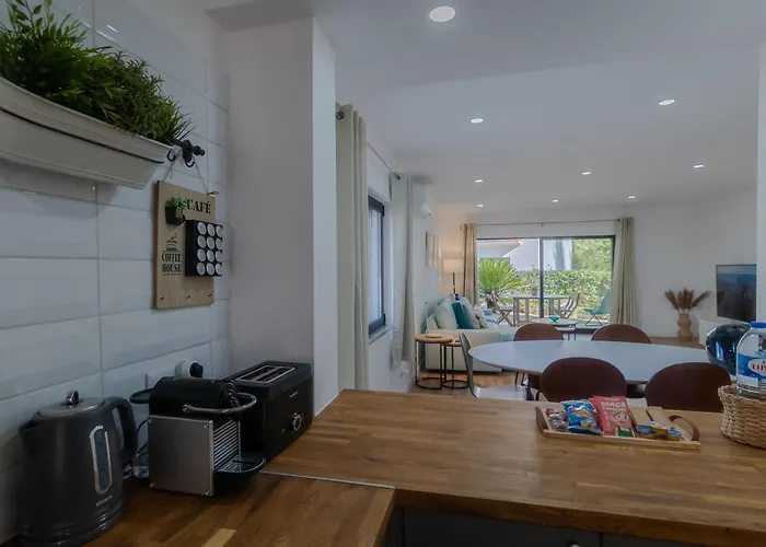 Beachside Bliss T2 With Pool & Access By Drago Apartamento *