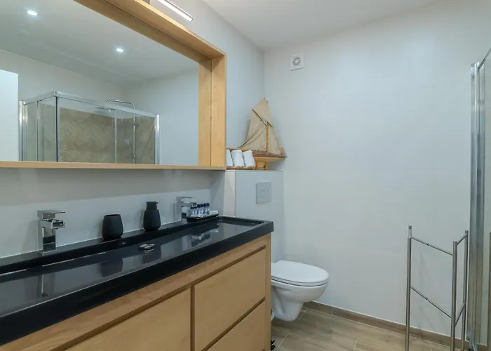 Beachside Bliss T2 With Pool & Access By Drago Apartamento