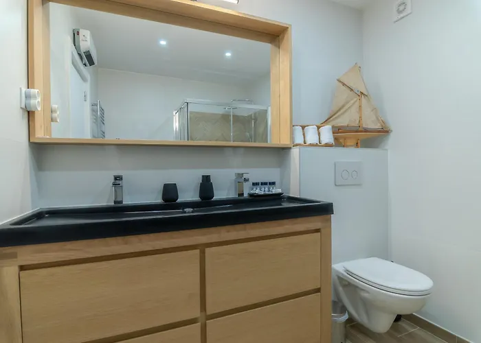 Beachside Bliss T2 With Pool & Access By Drago Apartamento *