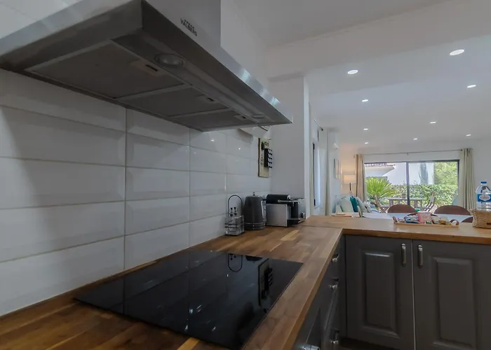 Beachside Bliss T2 With Pool & Access By Drago * Albufeira